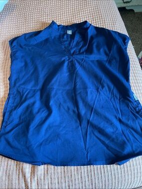 Amazon women's scrub top in Navy Blue
